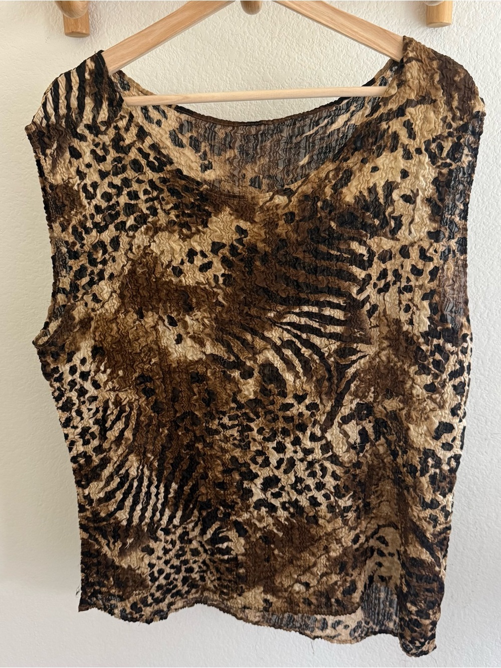 Y2K grunge indie sleaze Brown Mixed Animal Print Crinkle Plisse Sleeveless Top